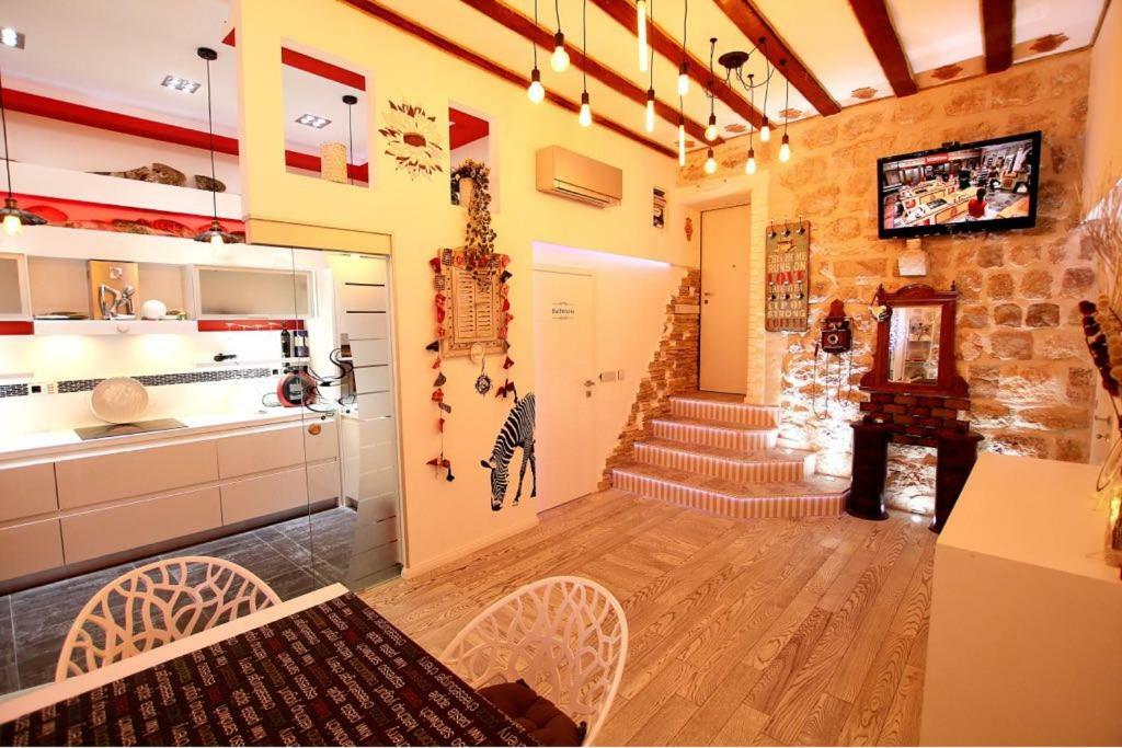 Kaboga Palace Luxury Apartment Ragusa Esterno foto